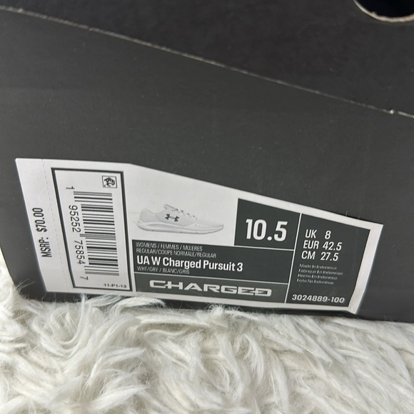 NIB Under Armour Women's Charged Pursuit 3 Running Shoe, White, Black, 10.5 - Picture 2 of 9